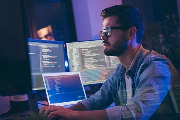 A Flatiron Alum Learns Web Development to Pay off Student Loans